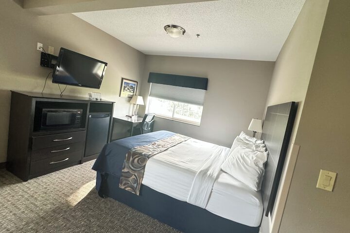 Room 26 of 42