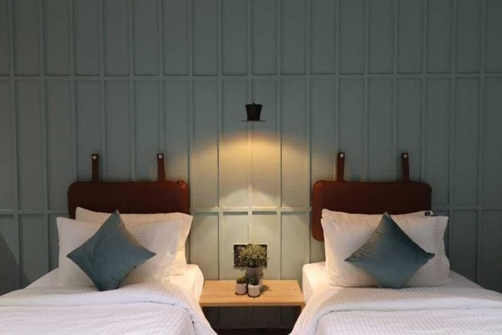 Room 21 of 55