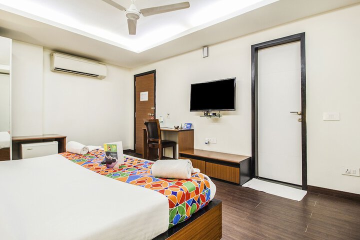 Room 9 of 29