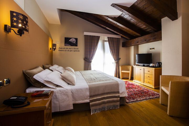 Room 18 of 51