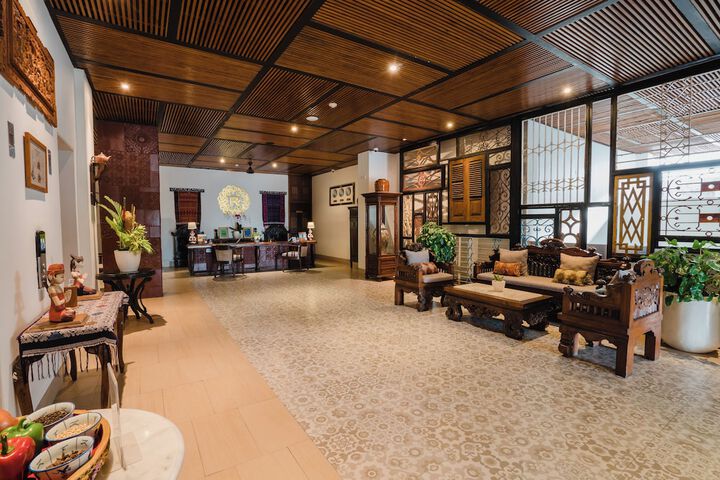 Hotel Interior 6 of 97