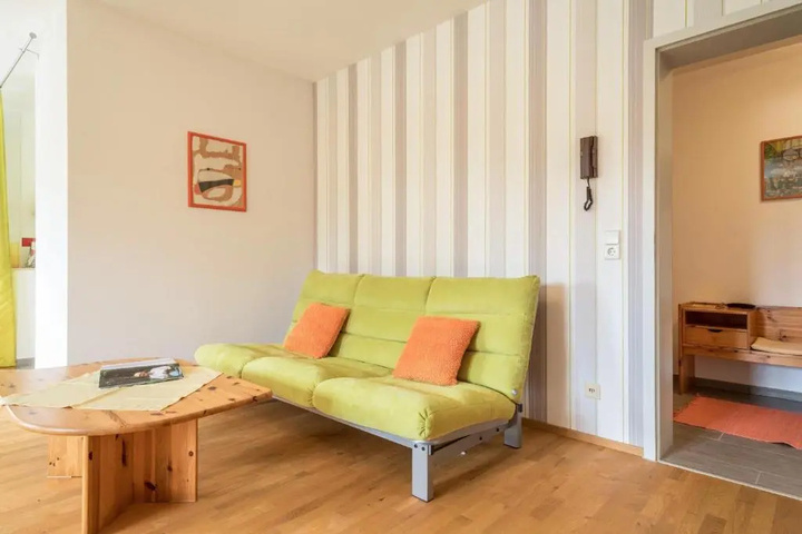 Room 2 of 14