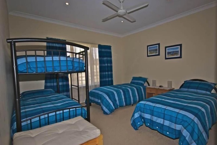 Room 6 of 19