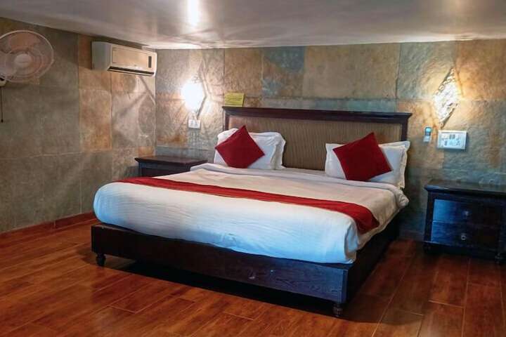 Room 5 of 47