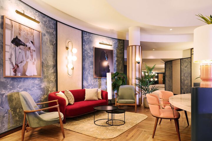 Hotel Interior 9 of 106