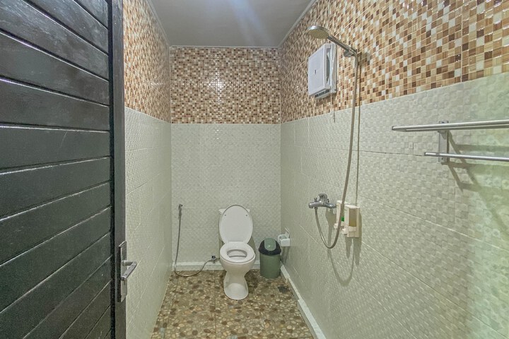 Room 34 of 47