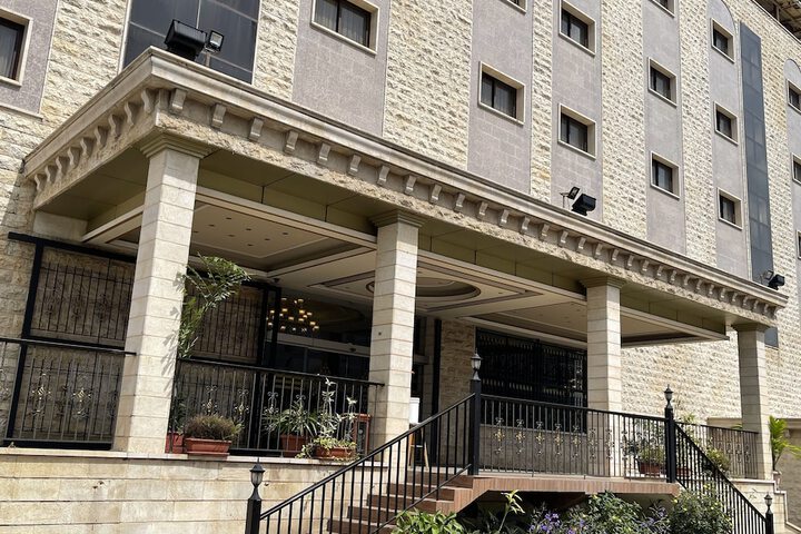Terrace/Patio 126 of 128