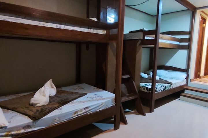 Room 29 of 81