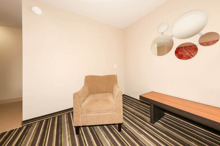 Room 28 of 58
