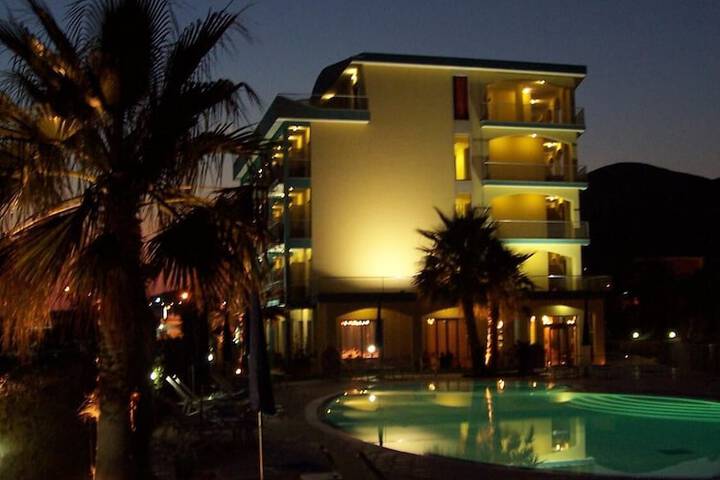 Hotel Pool