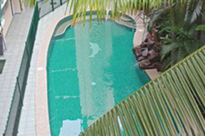 Pool 35 of 39