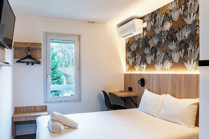 Room 4 of 21