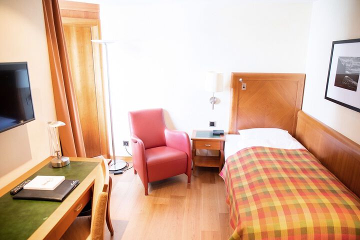 Room 49 of 57