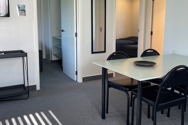 Room 17 of 36