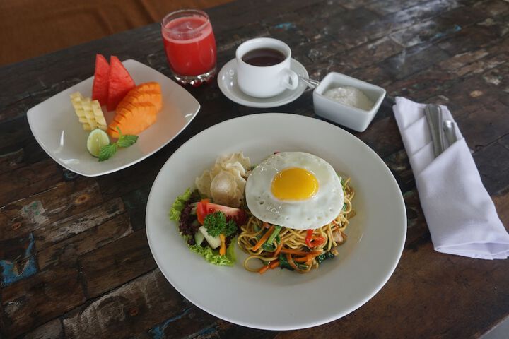 Breakfast/Coffee Service 124 of 162