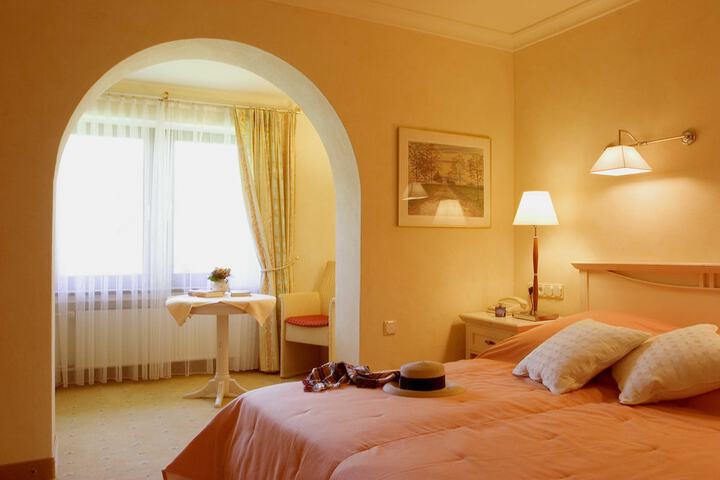 Room 2 of 88