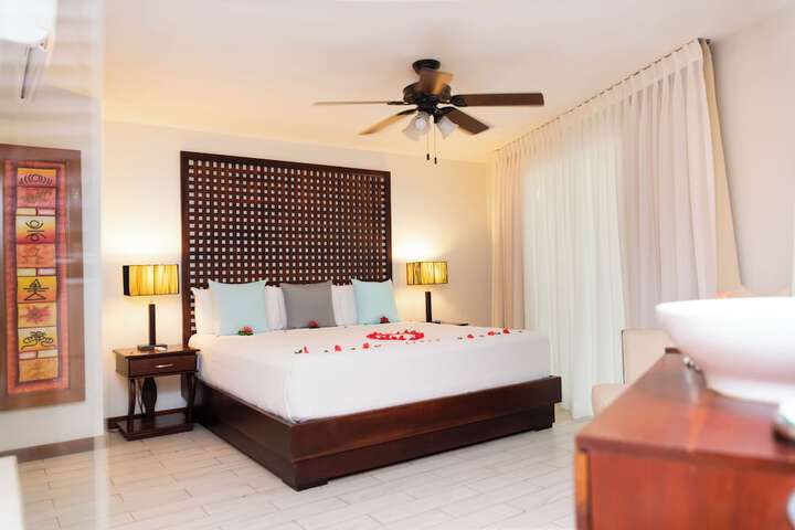Room 56 of 270