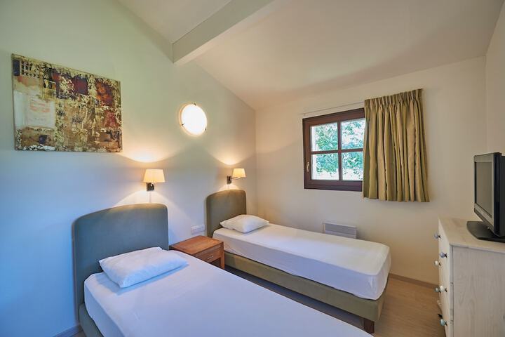 Room 36 of 131