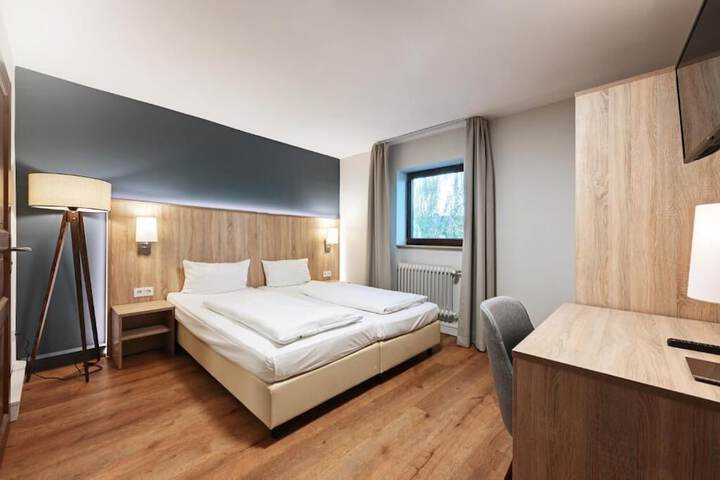 Room 16 of 59