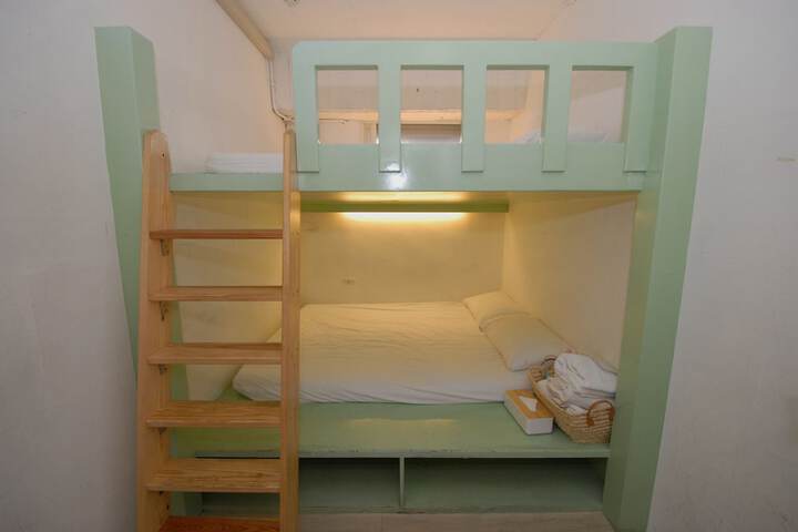 Room 19 of 101
