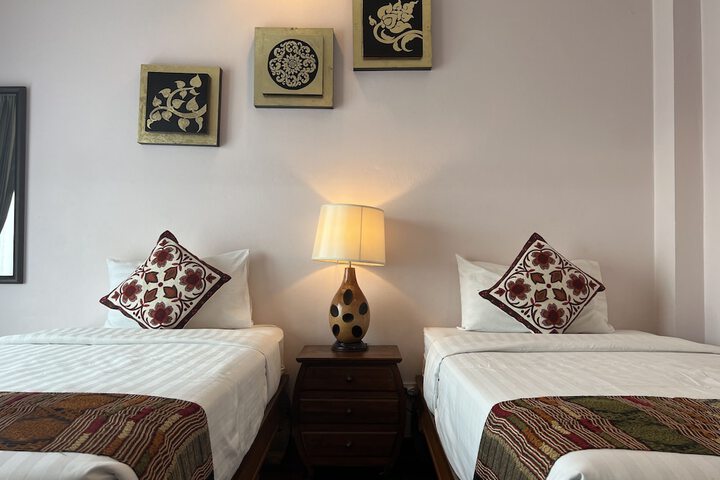 Room 13 of 155