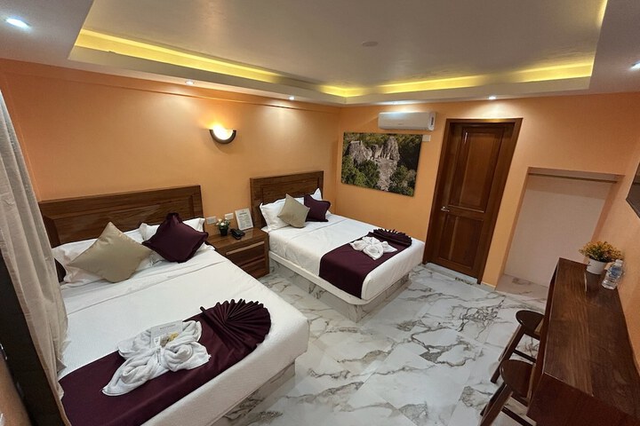 Room 9 of 26