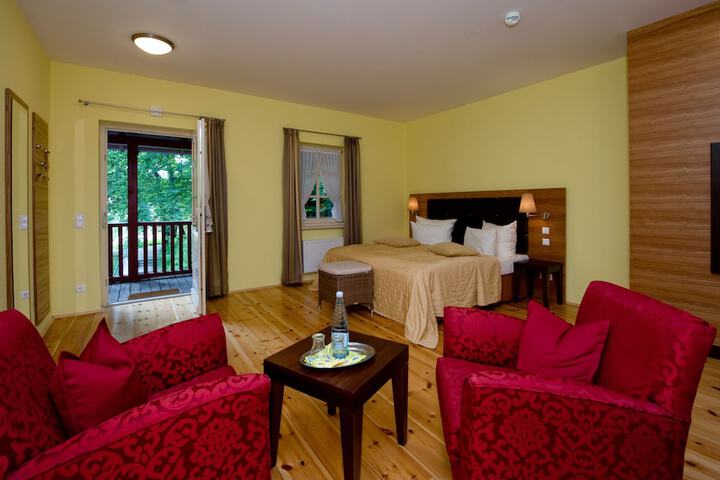Room 6 of 46