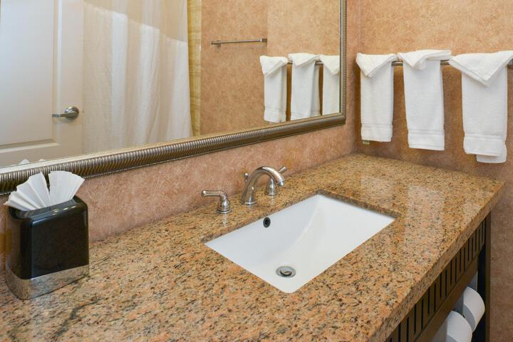 1 King Bed Suite (3 of 21)
