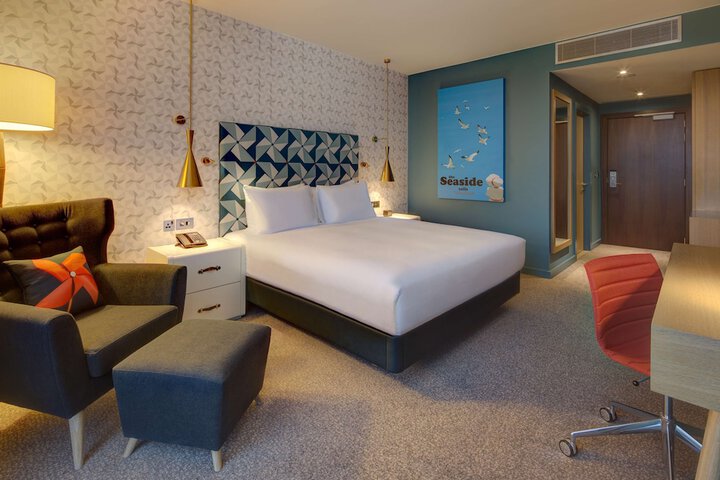 Room 12 of 135