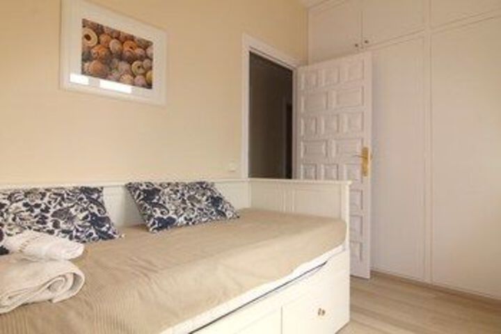 Room 36 of 140