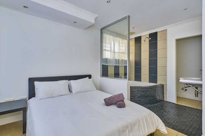 Room 21 of 44
