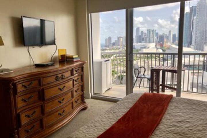 Room 174 of 263