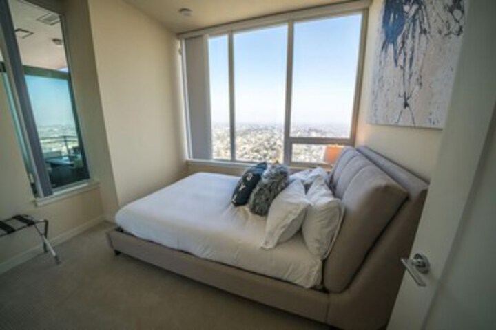 Room 43 of 57