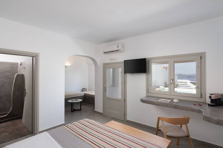 Room 15 of 66