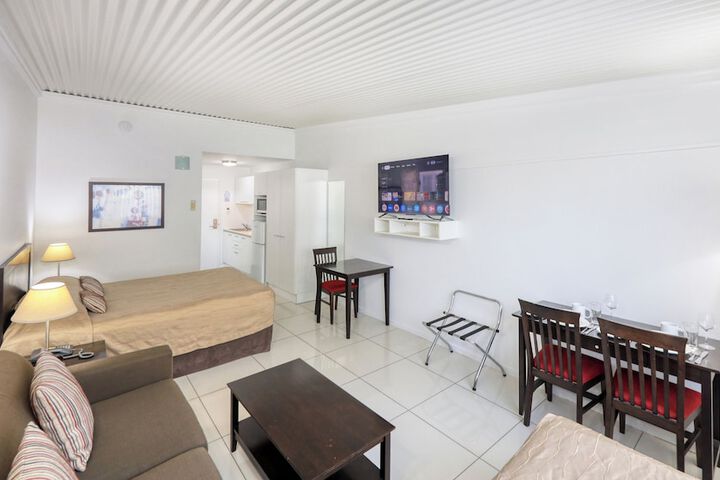 Room 4 of 45