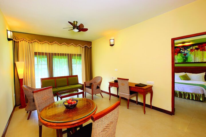 Room 6 of 47