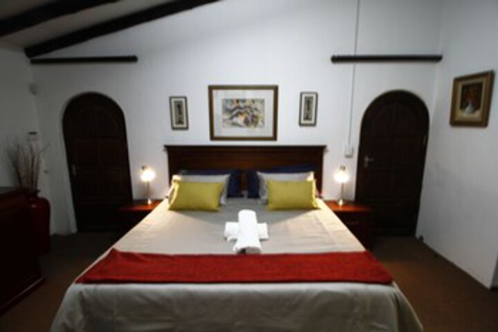 Room 17 of 27