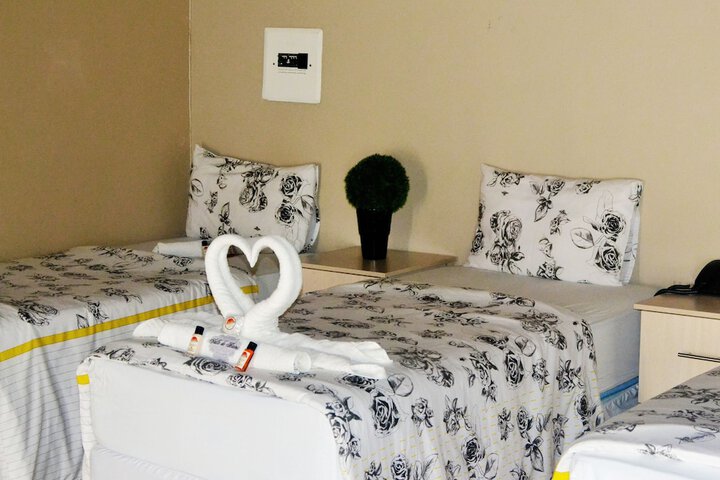 Room 12 of 15