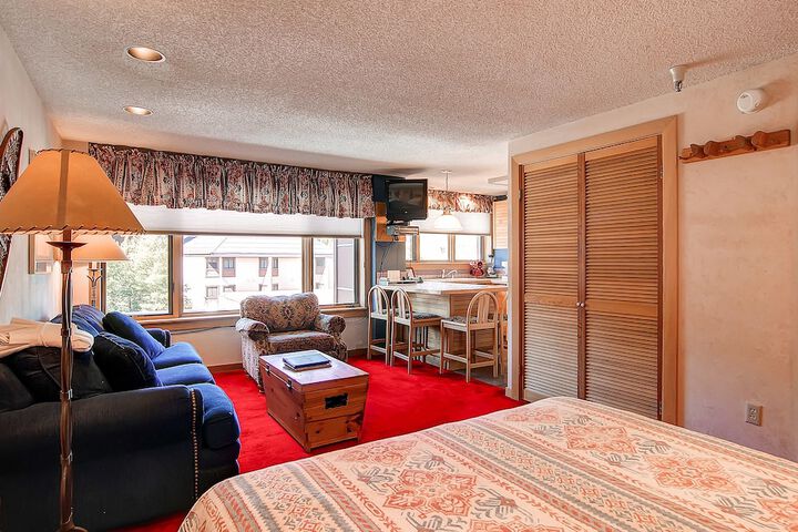 Room 2 of 29