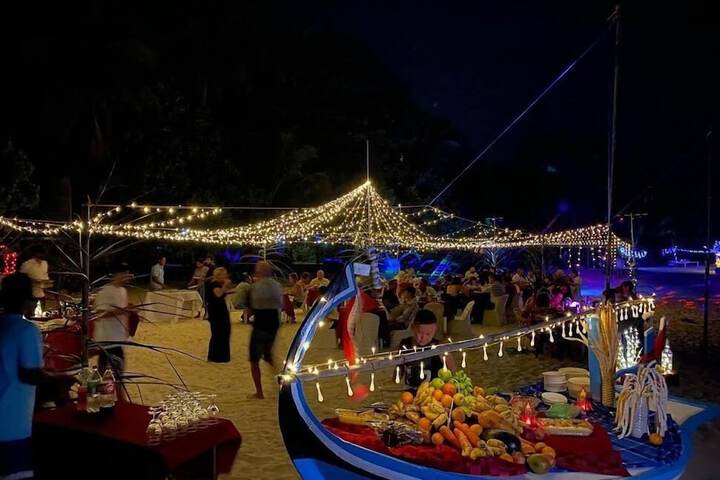 Dining 66 of 74