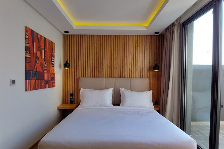 Room 48 of 84