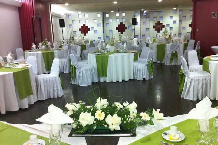 Ballroom/Hall 21 of 33