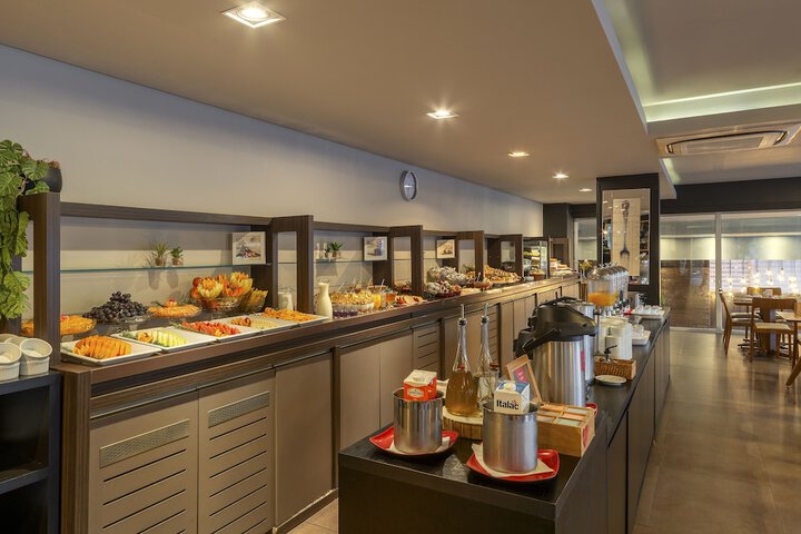 Breakfast/Coffee Service 41 of 56