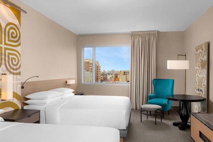 Room 31 of 116