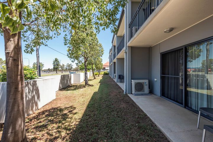 Terrace/Patio 19 of 40