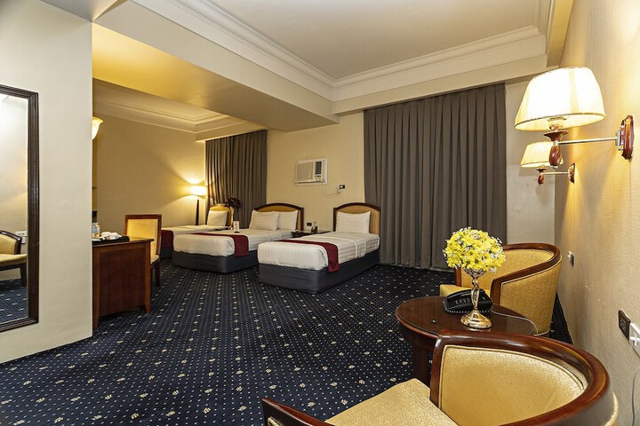 Room 4 of 36