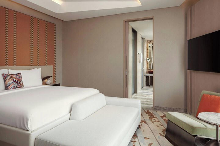 Room 16 of 58