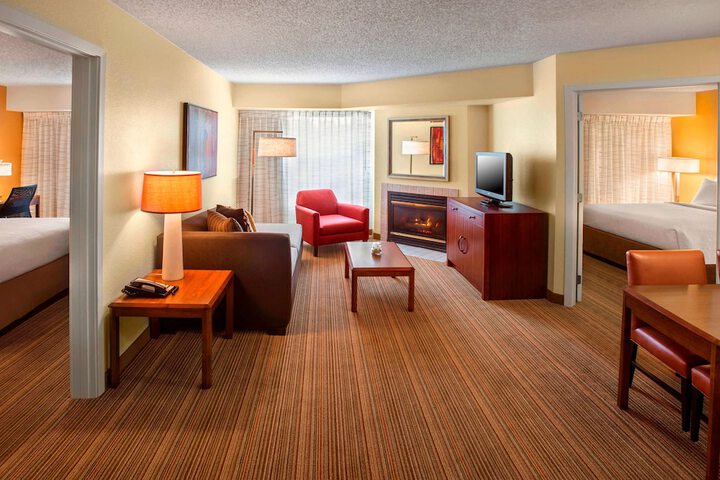 Hearing Accessible 1 Bedroom Suite Queen (12 of 12)