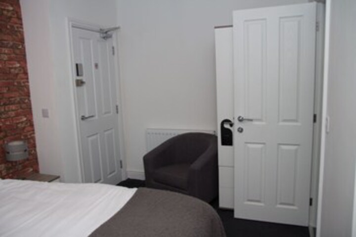 Room 35 of 36