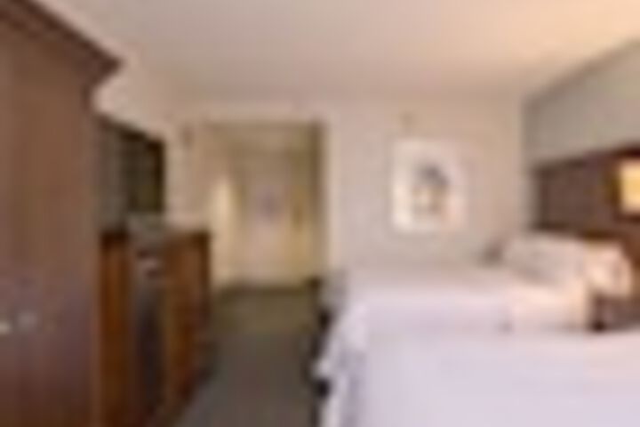 Room 47 of 123